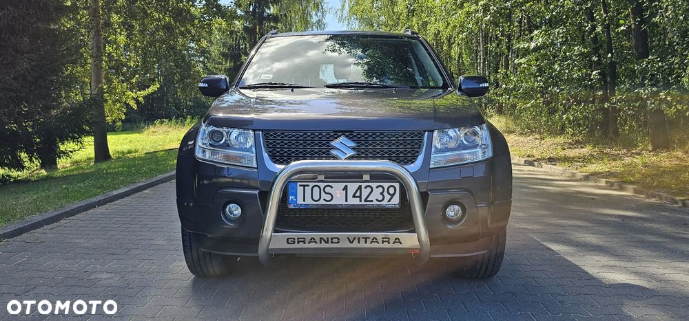 Suzuki Grand Vitara 1.9 DDiS Premium EU5 - 9