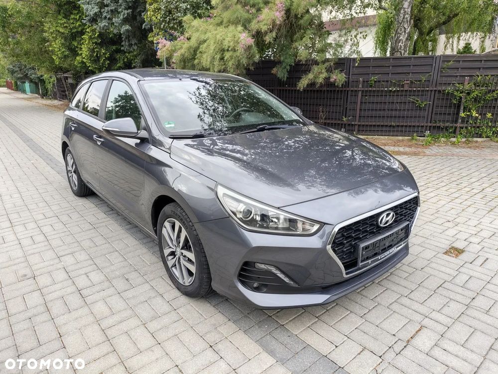Hyundai i30 i30cw 1.4 Advantage - 1