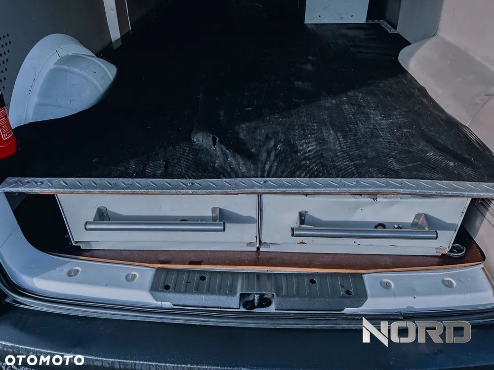 Volkswagen Transporter T6 4x4 Comfortline DSG - 23