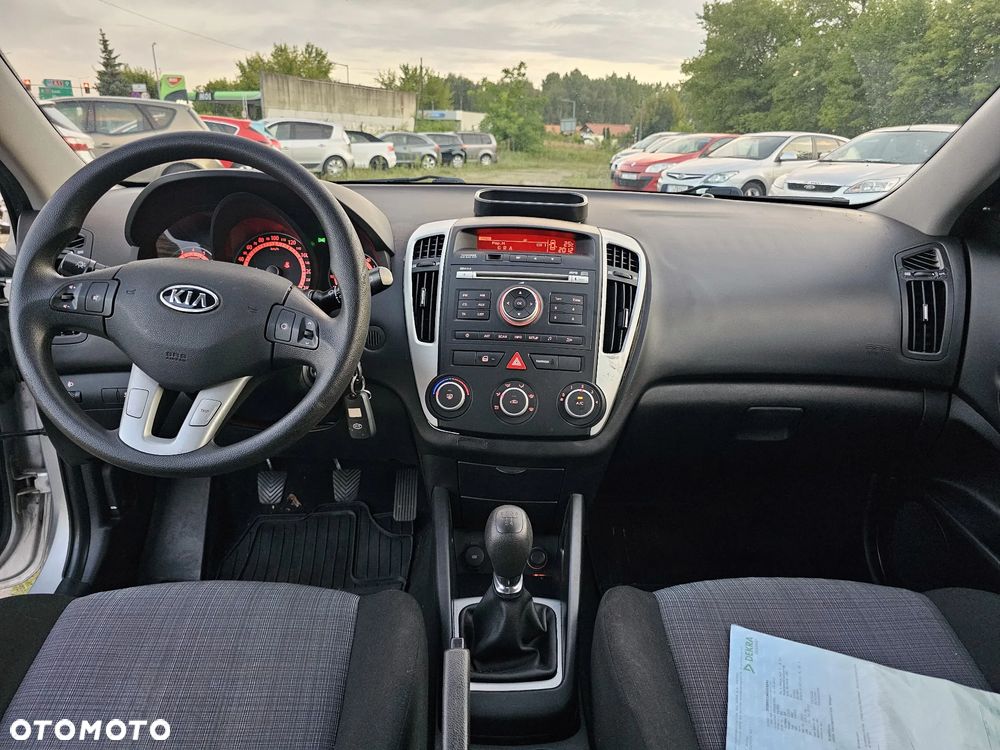 Kia Ceed - 17