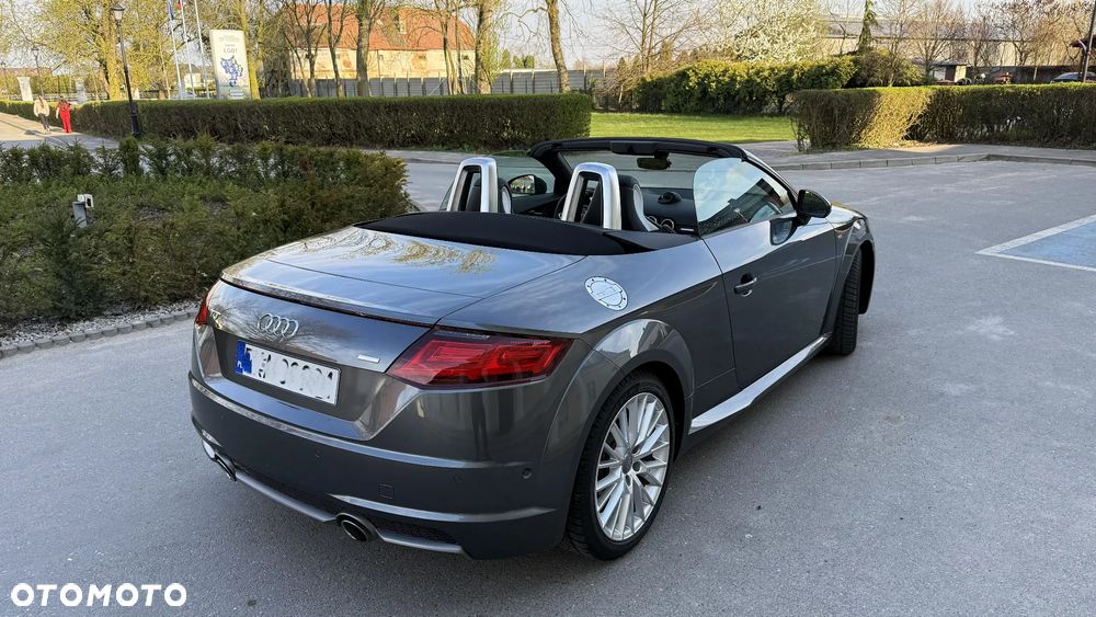 Audi TT Roadster - 7