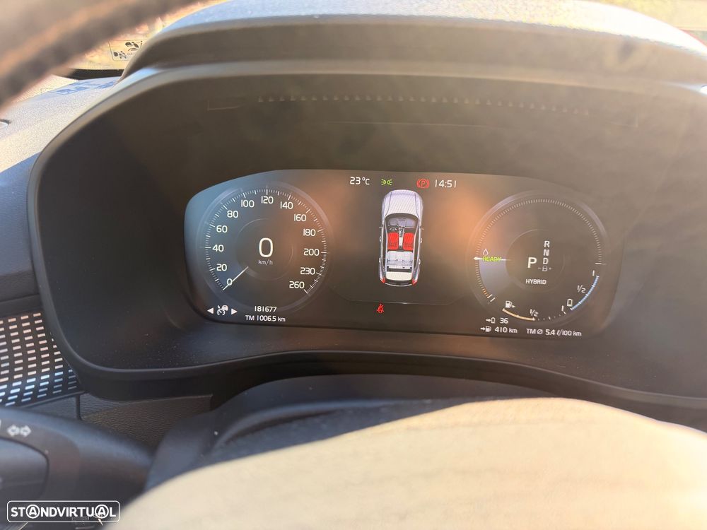 Volvo XC 40 - 9