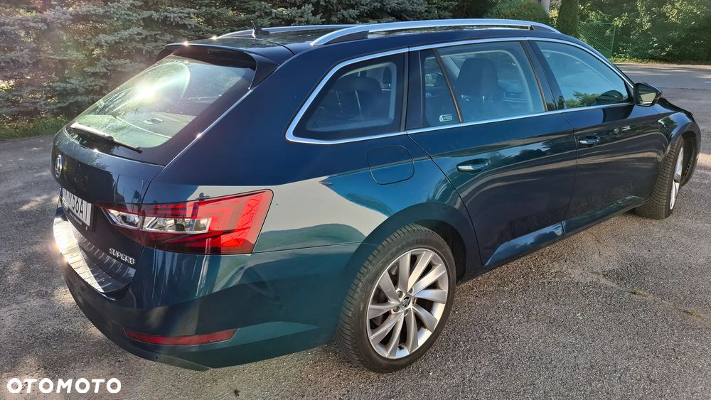 Skoda Superb 2.0 TDI Style DSG - 4