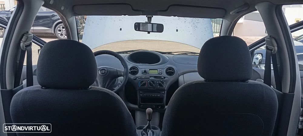 Toyota Yaris 1.0 Terra DA+ABS+CD+AC - 20