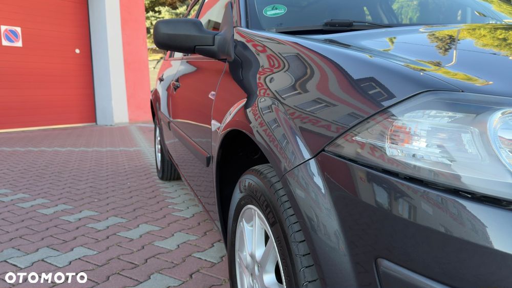 Renault Megane 1.6 16V Privilege - 8