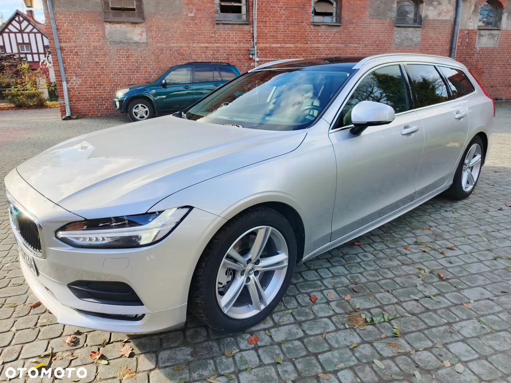 Volvo V90 D5 AWD Momentum - 1