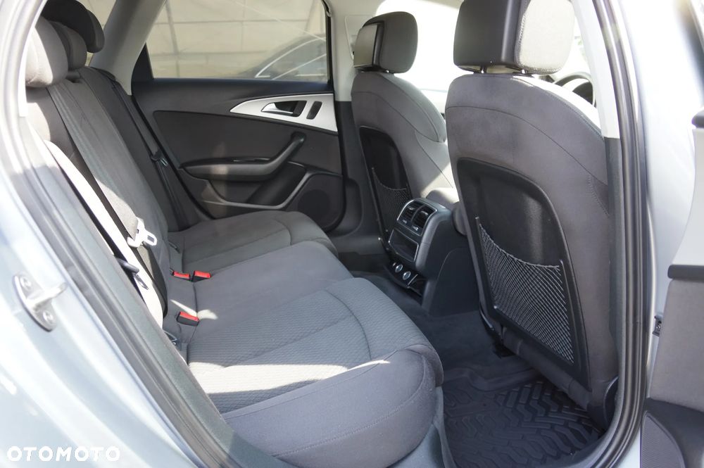 Audi A6 Avant 2.0 TDI quattro S tronic - 30
