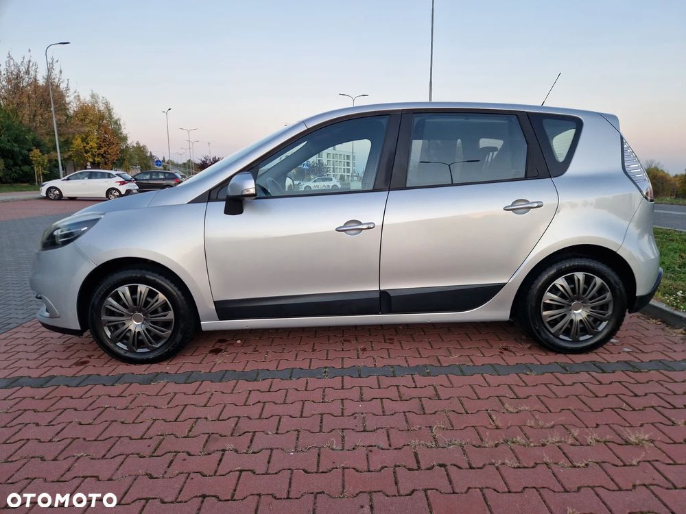 Renault Scenic - 18