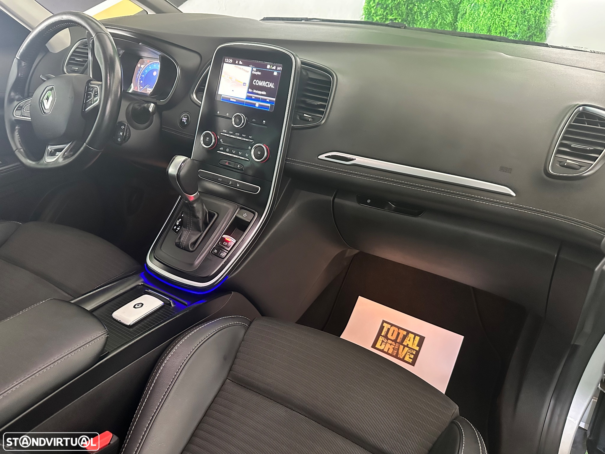 Renault Grand Scénic 1.5 dCi Luxe EDC SS - 9