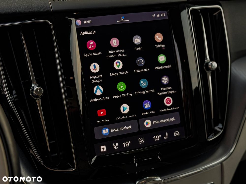 Volvo XC 60 T6 Plug-In Hybrid AWD Inscription - 34