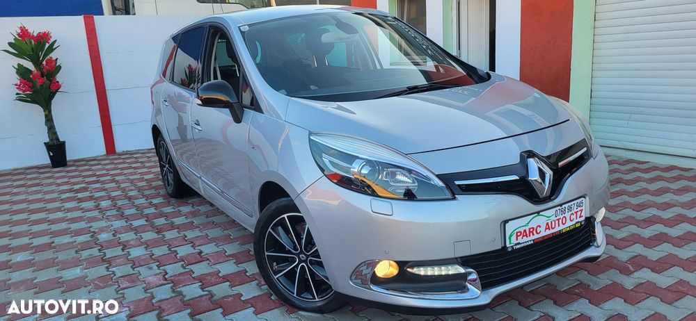 Renault Grand Scenic - 13