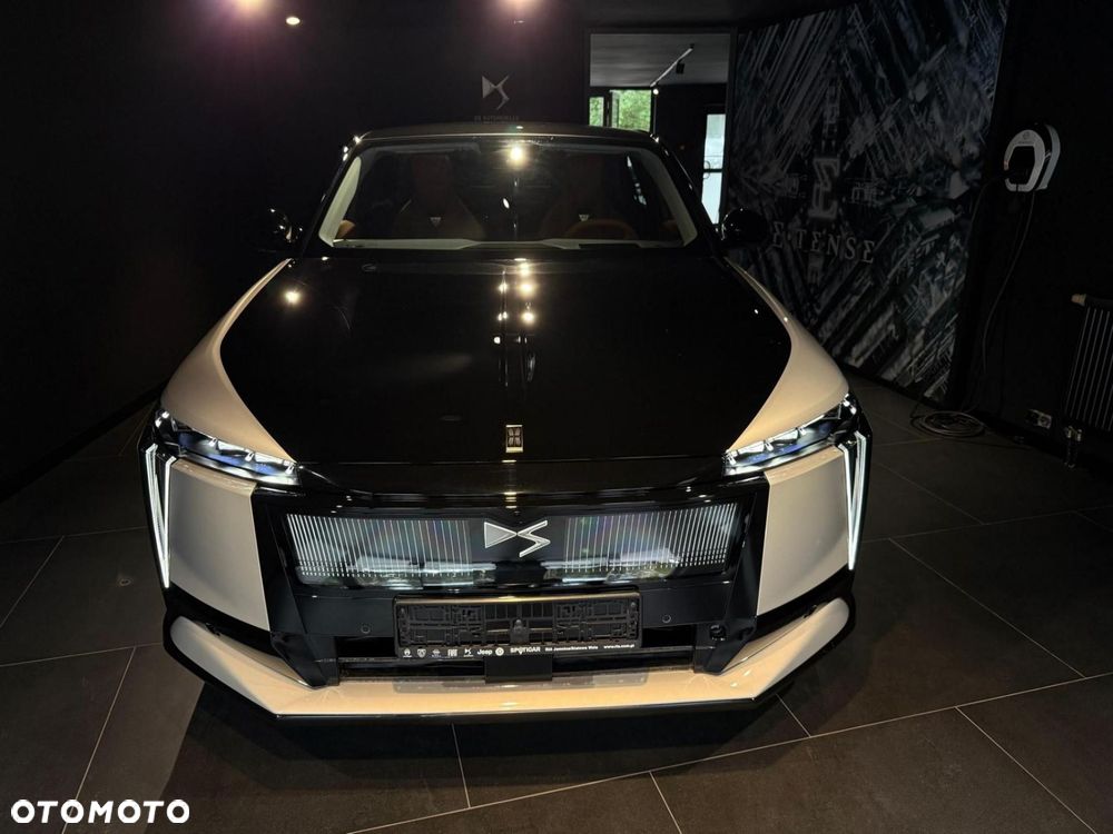 DS Automobiles N°8 - 9