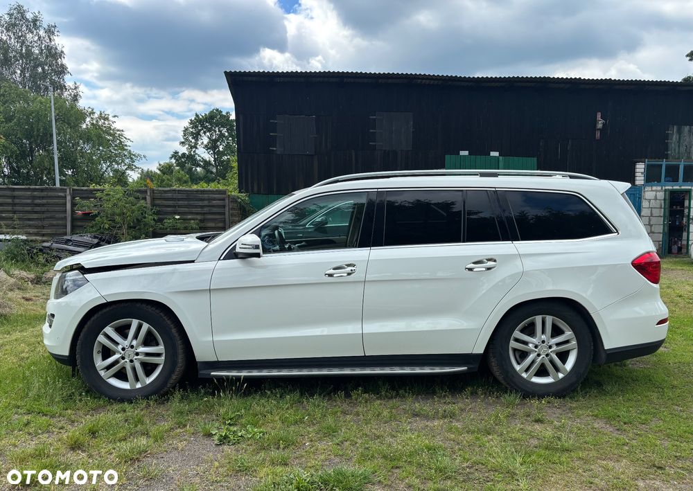 Mercedes-Benz GL 500 4-Matic - 9