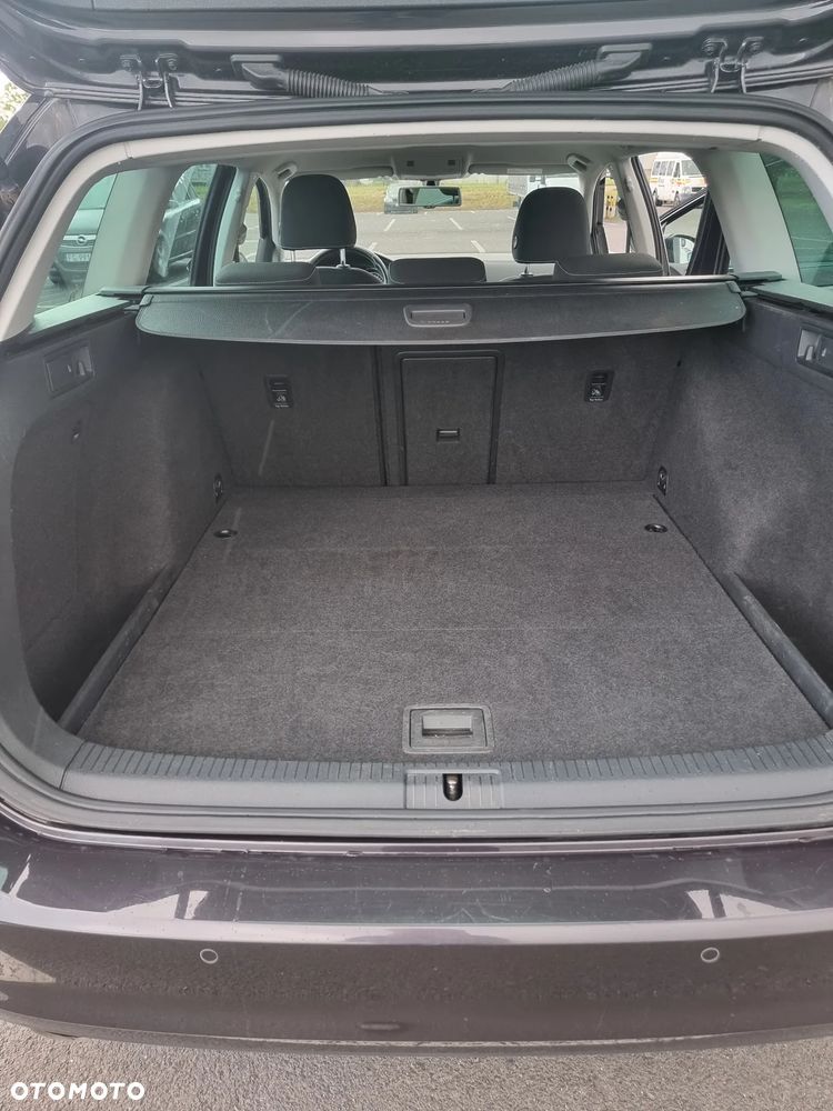 Volkswagen Golf 1.6 BlueTDI Comfortline - 16