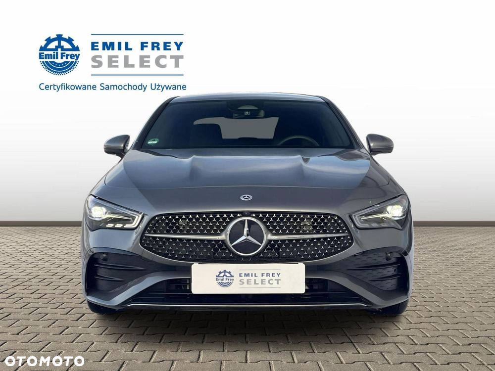 Mercedes-Benz CLA - 9