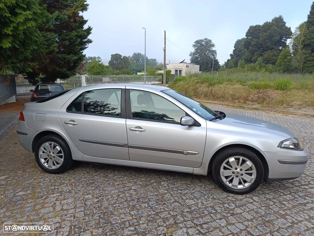 Renault Laguna 1.9 dCi Privilège Luxe - 5