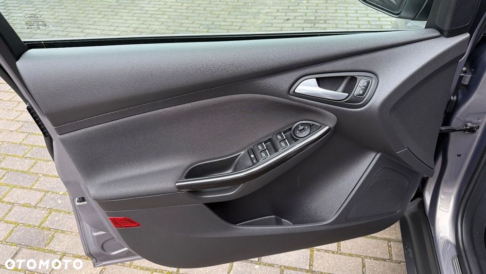 Ford Focus - 21