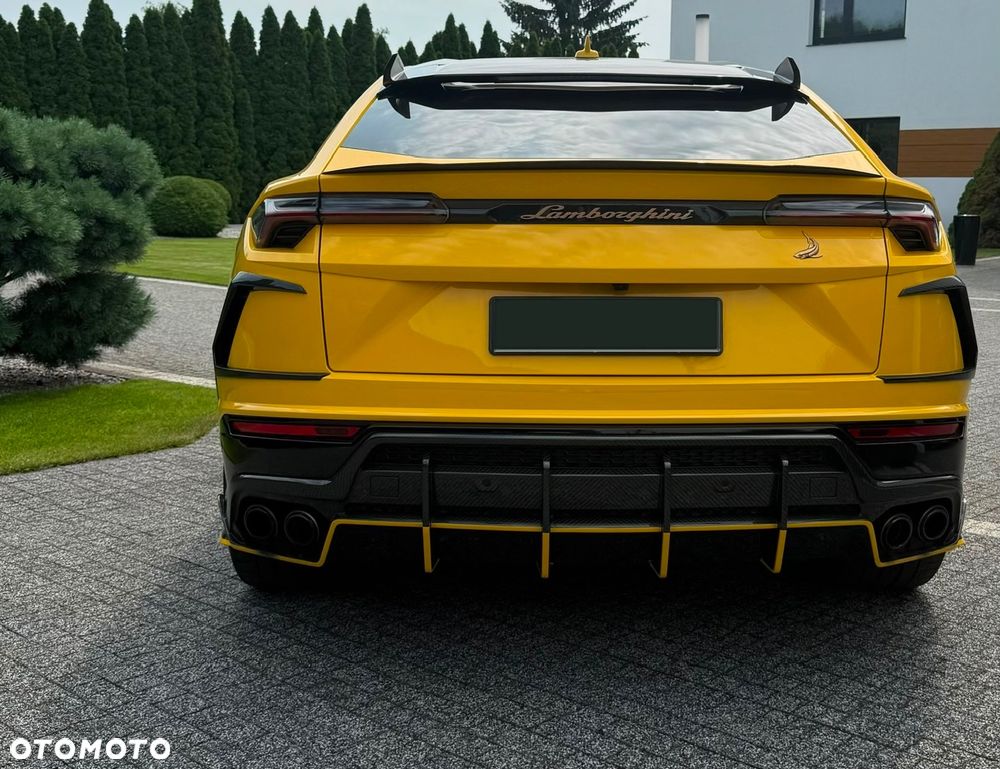 Lamborghini Urus - 4