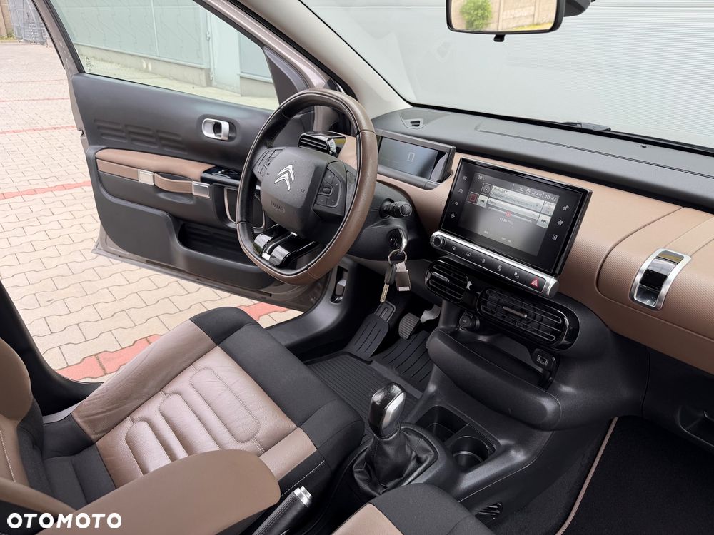 Citroën C4 Cactus 1.2 PureTech Shine Edition S&S - 6
