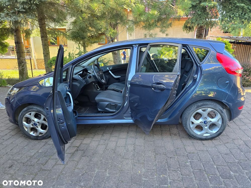 Ford Fiesta 1.4 Gold X EU5 - 6