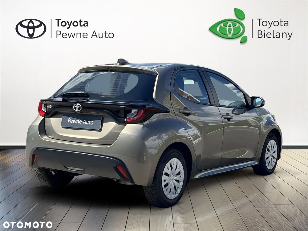 Toyota Yaris - 5