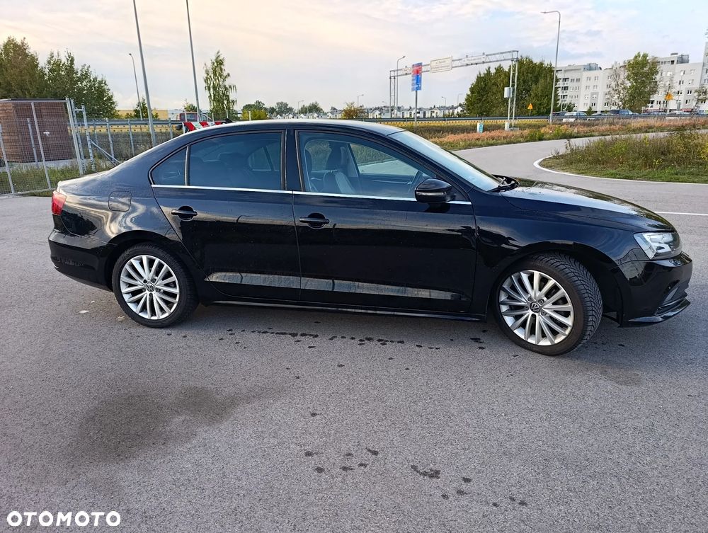 Volkswagen Jetta 1.4 TSI BMT Highline - 7