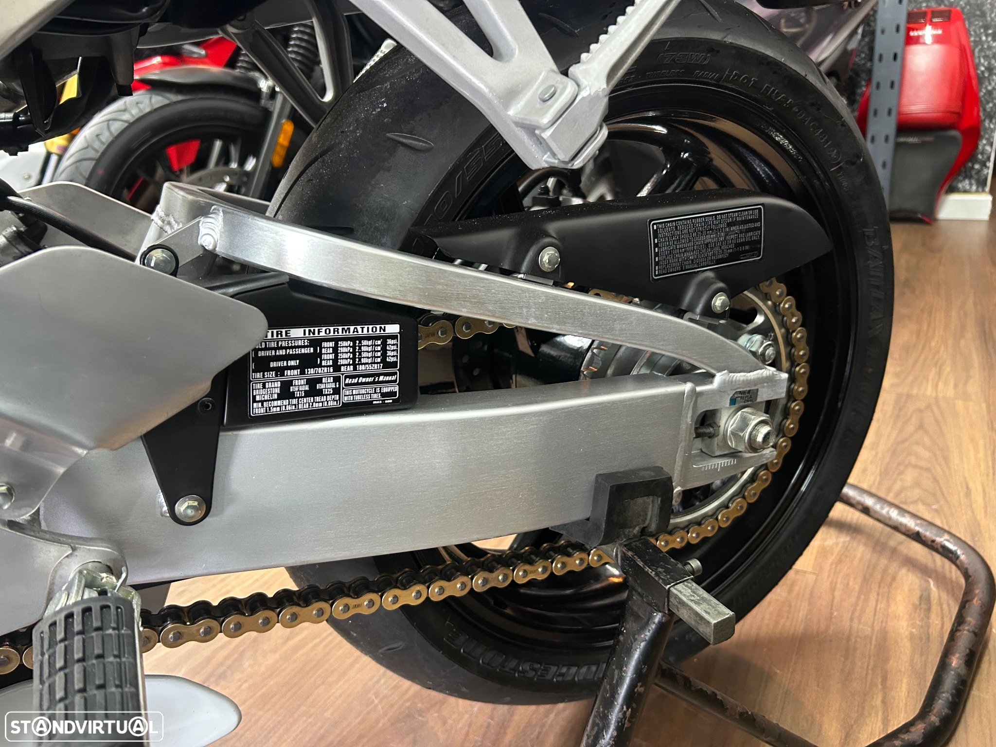 Honda CBR 900 RR Sc28 - 12