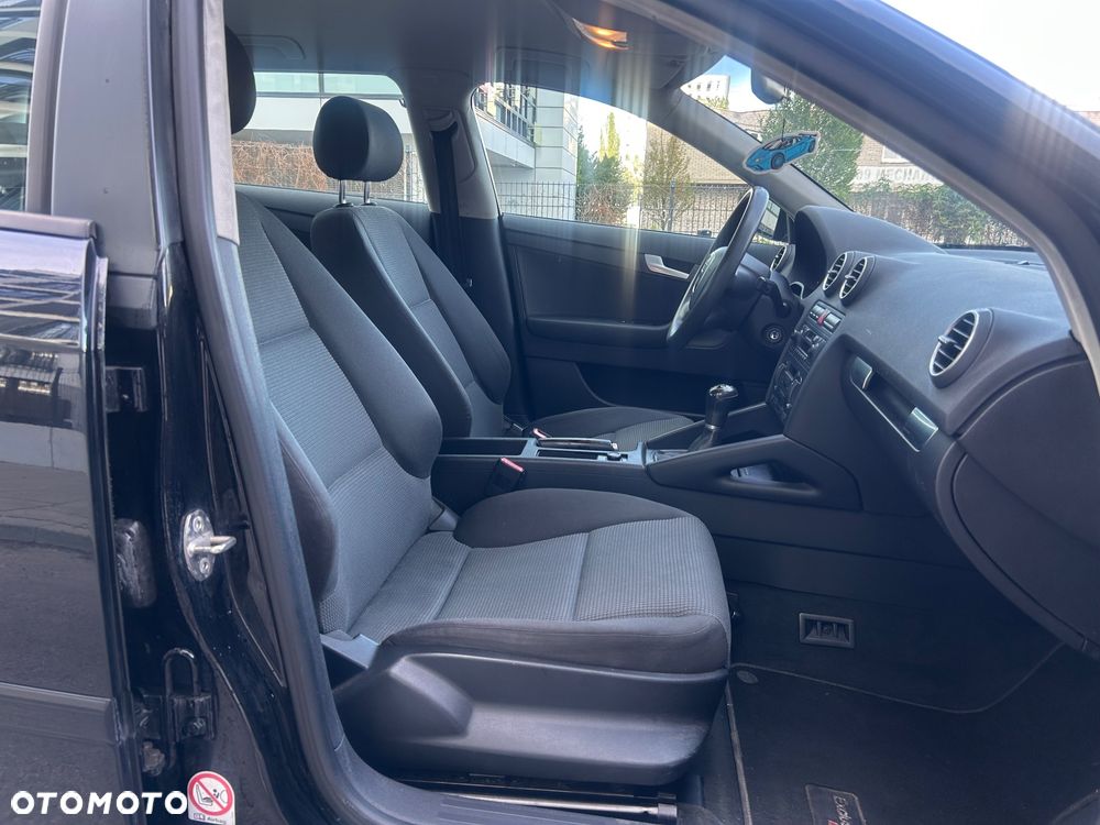 Audi A3 Sportback 1.6 Ambition - 15