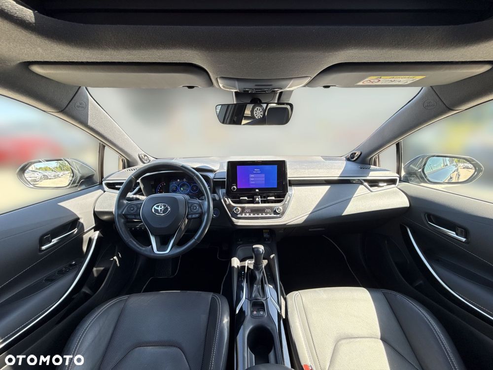 Toyota Corolla - 12