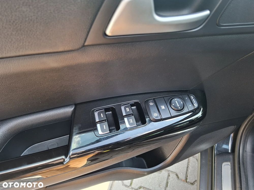 Kia Sportage - 26