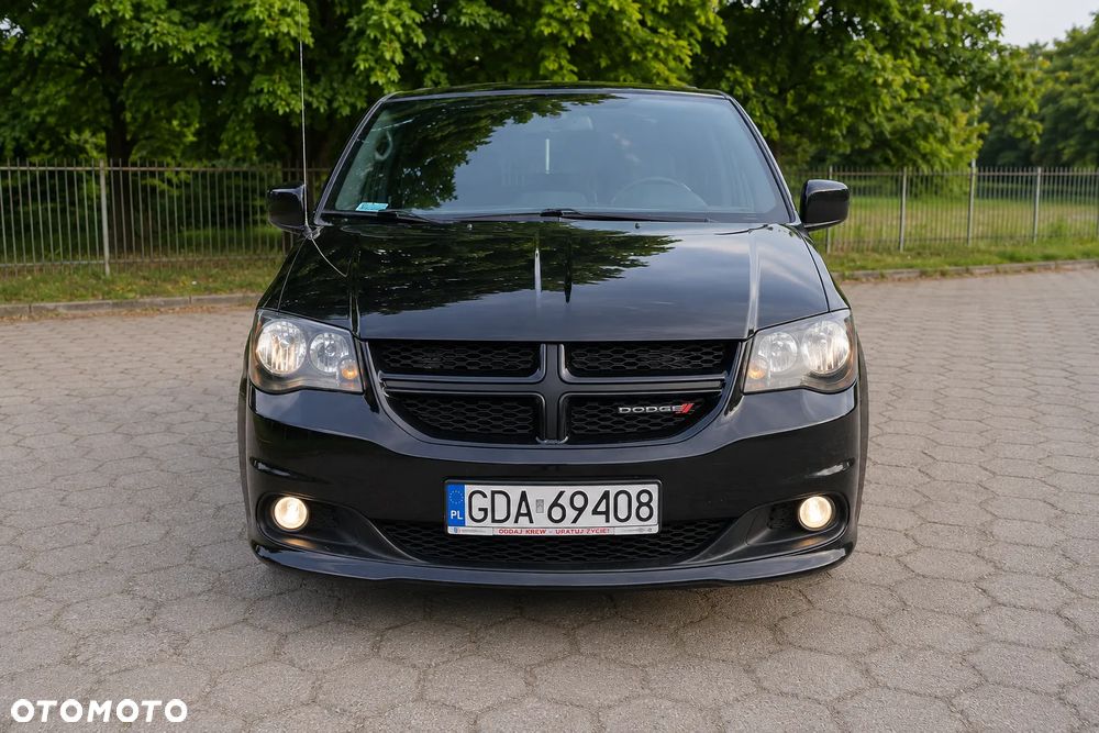 Dodge Grand Caravan 3.6 R/T - 6