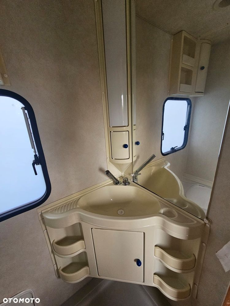 Adria Altea 542 pk - 10
