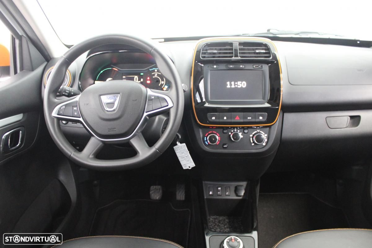 Dacia Spring Comfort - 12