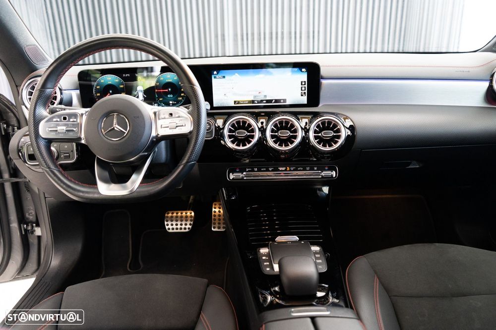 Mercedes-Benz CLA 250 e Shooting Brake AMG Line - 12