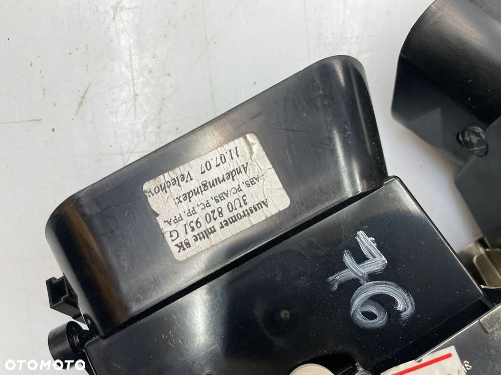 Kratka nawiewu środkowa Skoda SuperB I 3U0820951G - 5