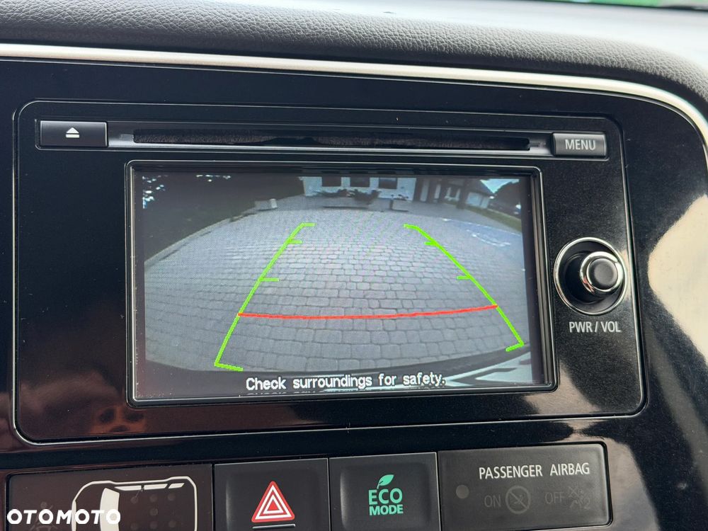Mitsubishi Outlander 2.2 DI-D 4WD Invite - 23
