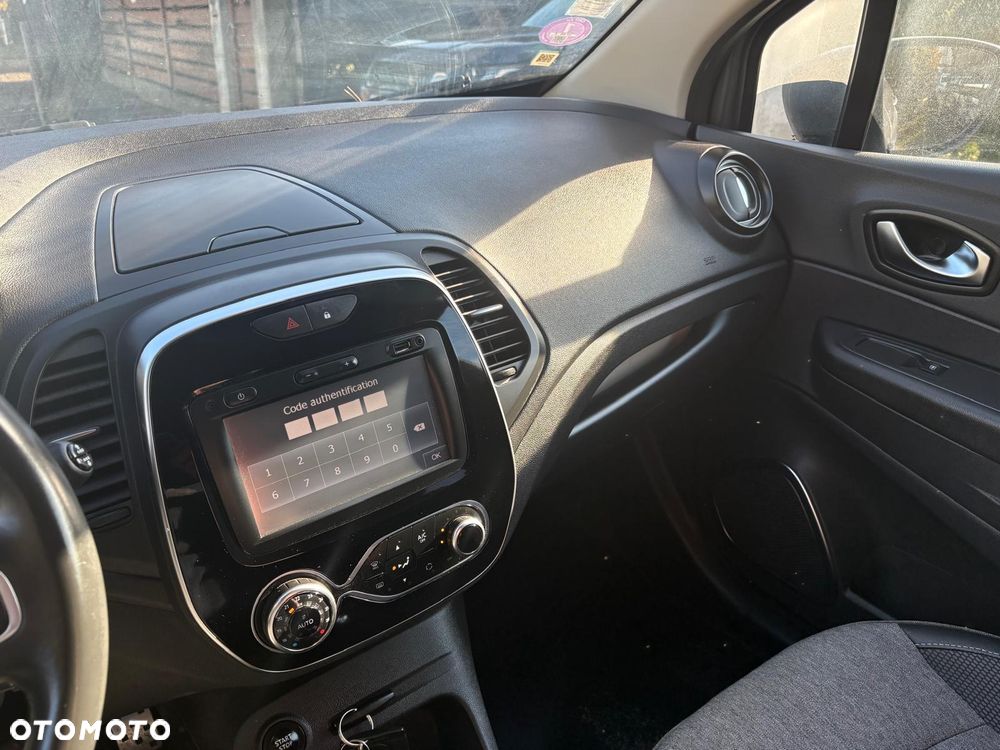 Renault Captur ENERGY TCe 120 Intens - 20