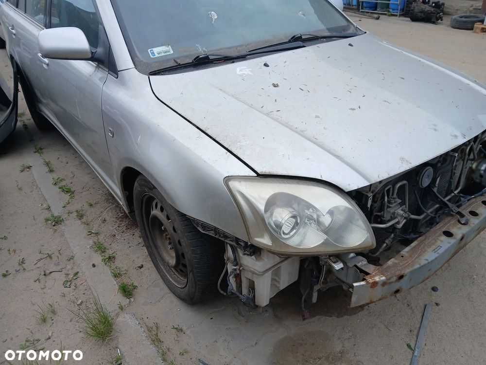 toyota avensis T25 1C0 maska pokrywa silnika klapa bagażnika zderzak lampa reflektor pas przedni - 1