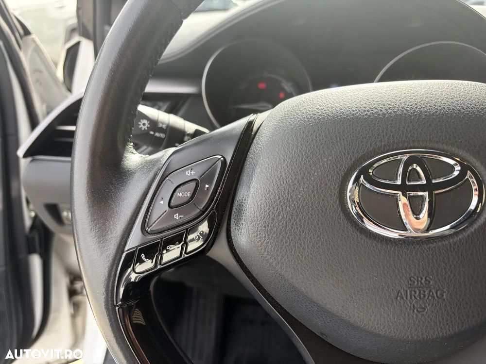 Toyota C-HR 1.8 HSD 122 CP 4x2 CVT Core - 18