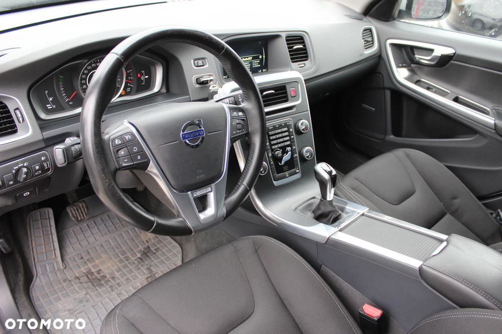 Volvo V60 D2 - 11