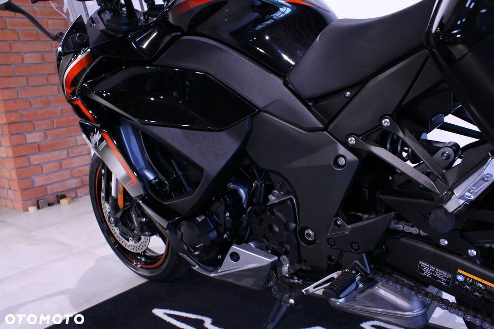 Kawasaki Ninja 1000 SX - 25
