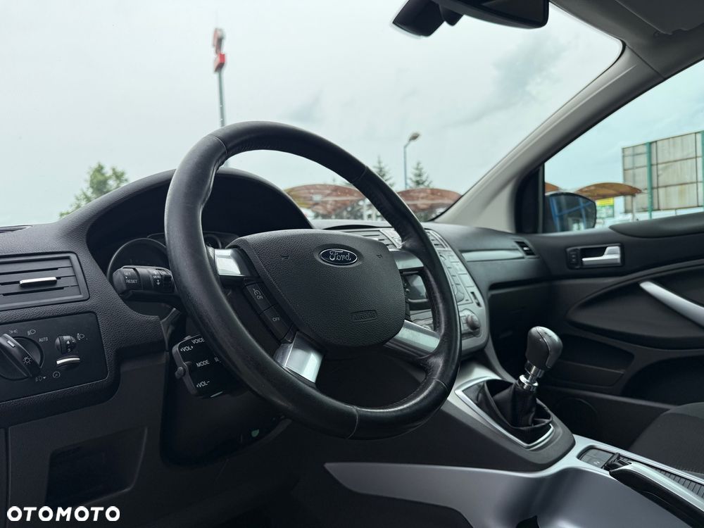 Ford Kuga 2.0 TDCi 2x4 SYNC - 14