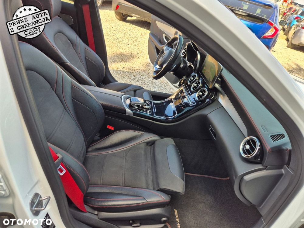 Mercedes-Benz Klasa C AMG 43 4-Matic - 34
