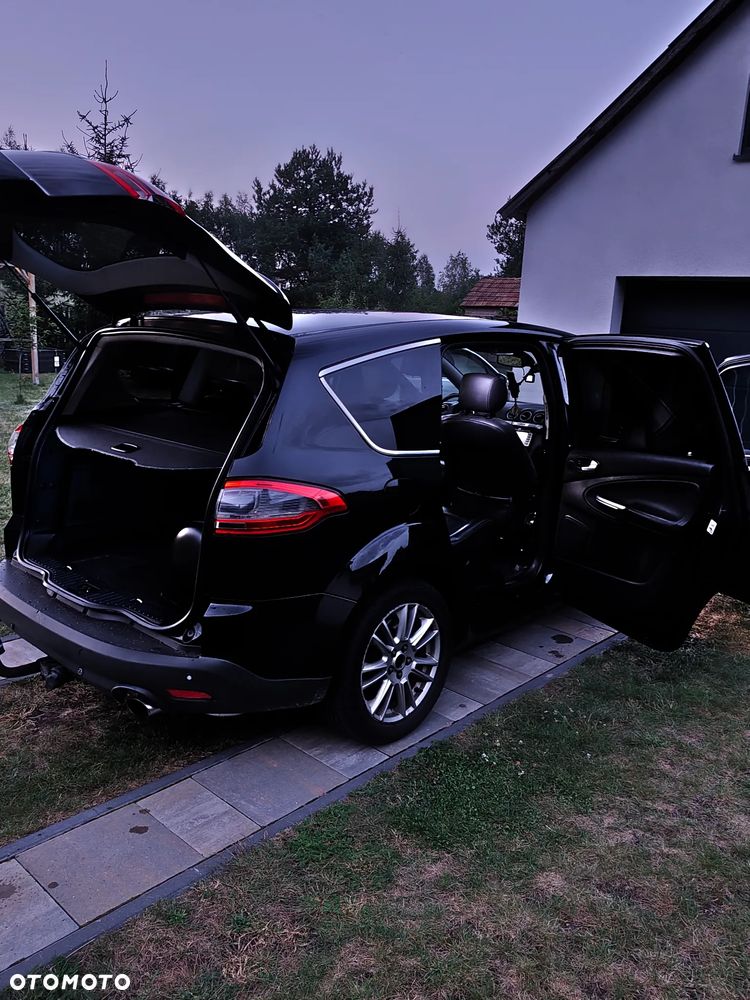 Ford S-Max - 22