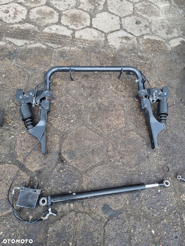 MAN TGL TGM E6 EURO 6 DRĄŻEK MOCOWANIE ZAWIESZENIE KABINY TYŁ TYLNE ZAMEK