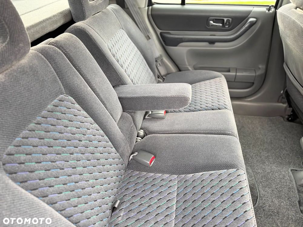 Honda CR-V 2.0 L 4WD - 19