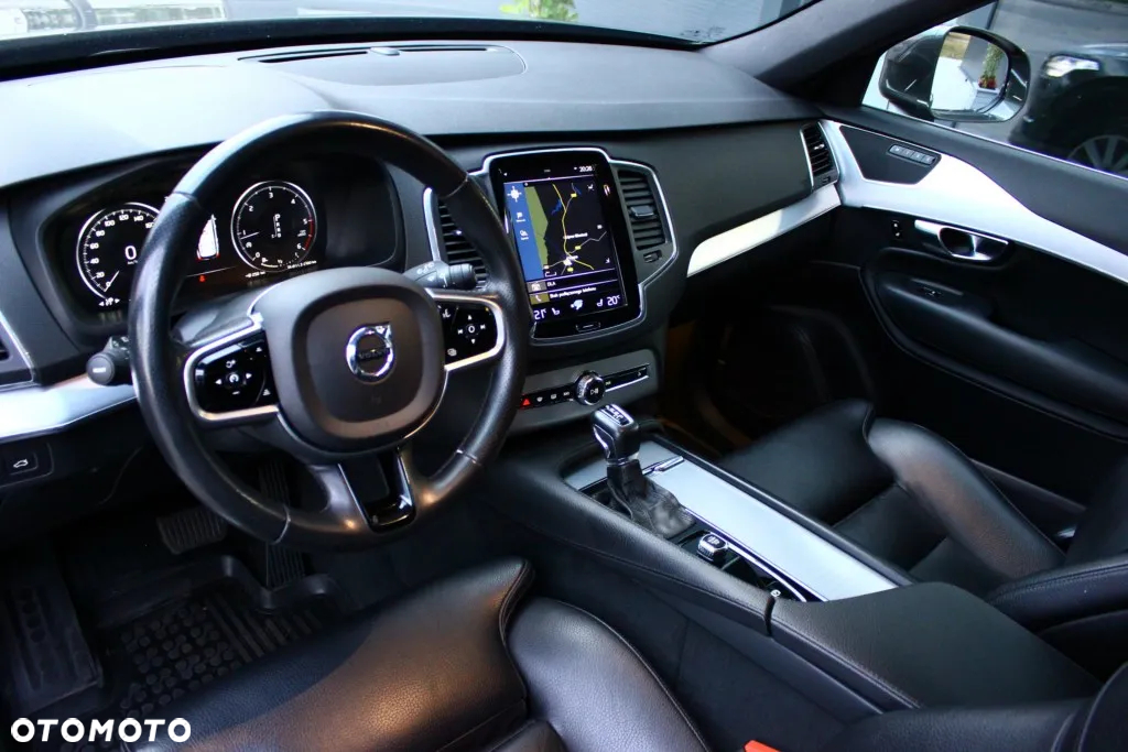 Volvo XC 90 D4 Geartronic Momentum - 23