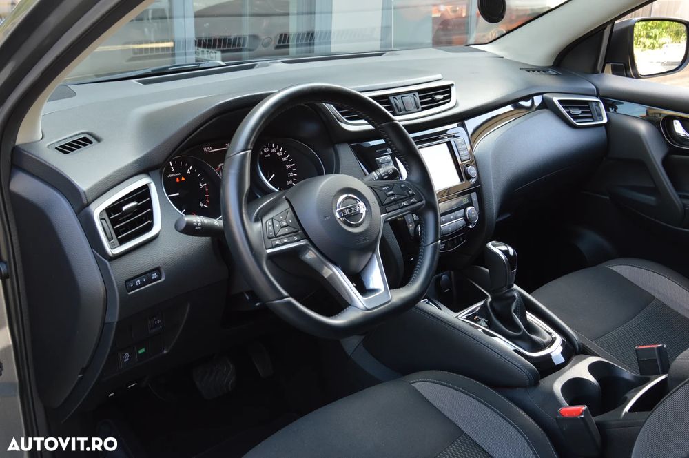 Nissan Qashqai 1.6 DCI Xtronic ACENTA - 16