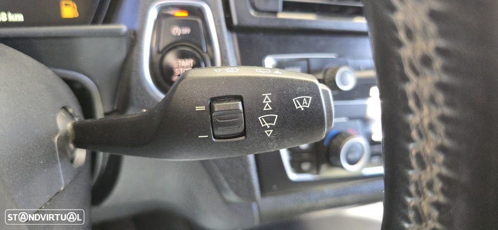 BMW 116 d Pack M - 42