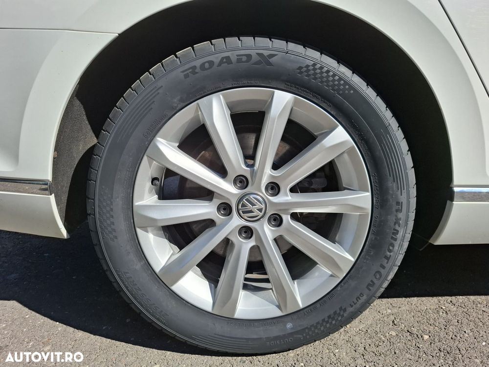 Volkswagen Passat 2.0 TDI DSG (BlueMotion Technology) Highline - 12